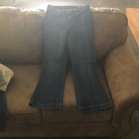 Jeans - Picture 3 of 7